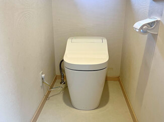 トイレリフォーム 機能性が上がり、爽やかな印象へと生まれ変わったレストルーム